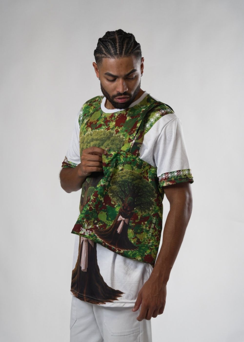 Ecobag Orixá Iroko Umbanda e Candomblé - Coleção Orum | Trajes de Luz