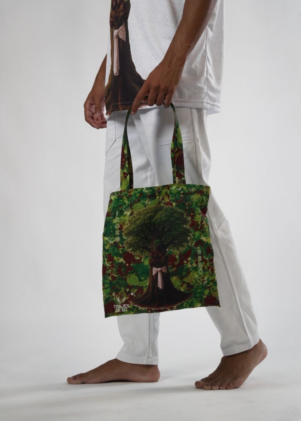 Ecobag Orixá Iroko Umbanda e Candomblé - Coleção Orum | Trajes de Luz