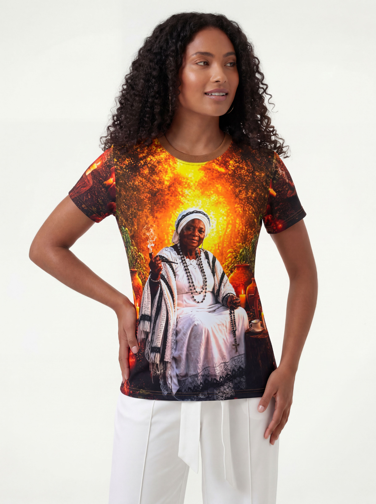 Camiseta Umbanda Preta Velha Maria Conga Entidade Umbanda - Coleção Santas Almas | Trajes de Luz
